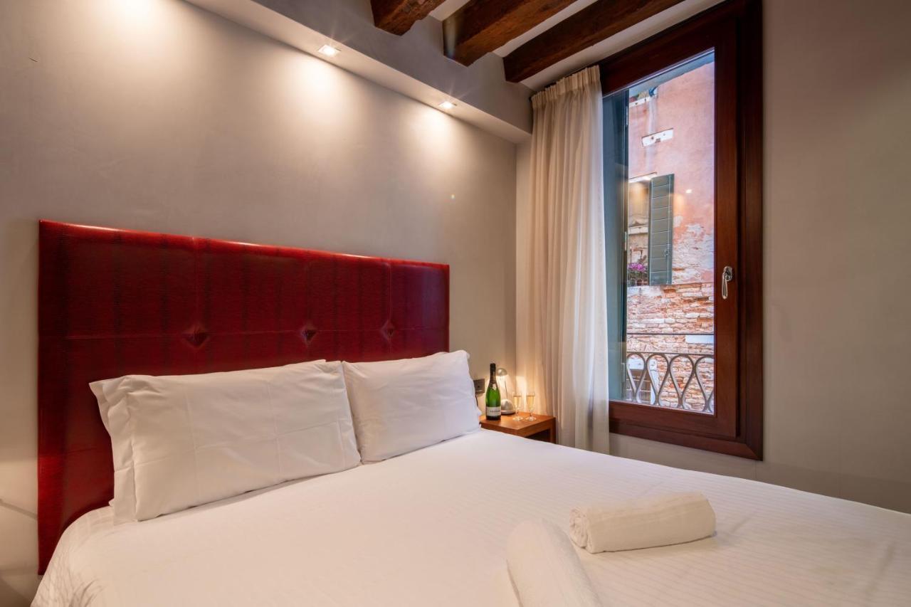 Ferienwohnung Ve.N.I.Ce Cera San Moise Venedig Exterior foto